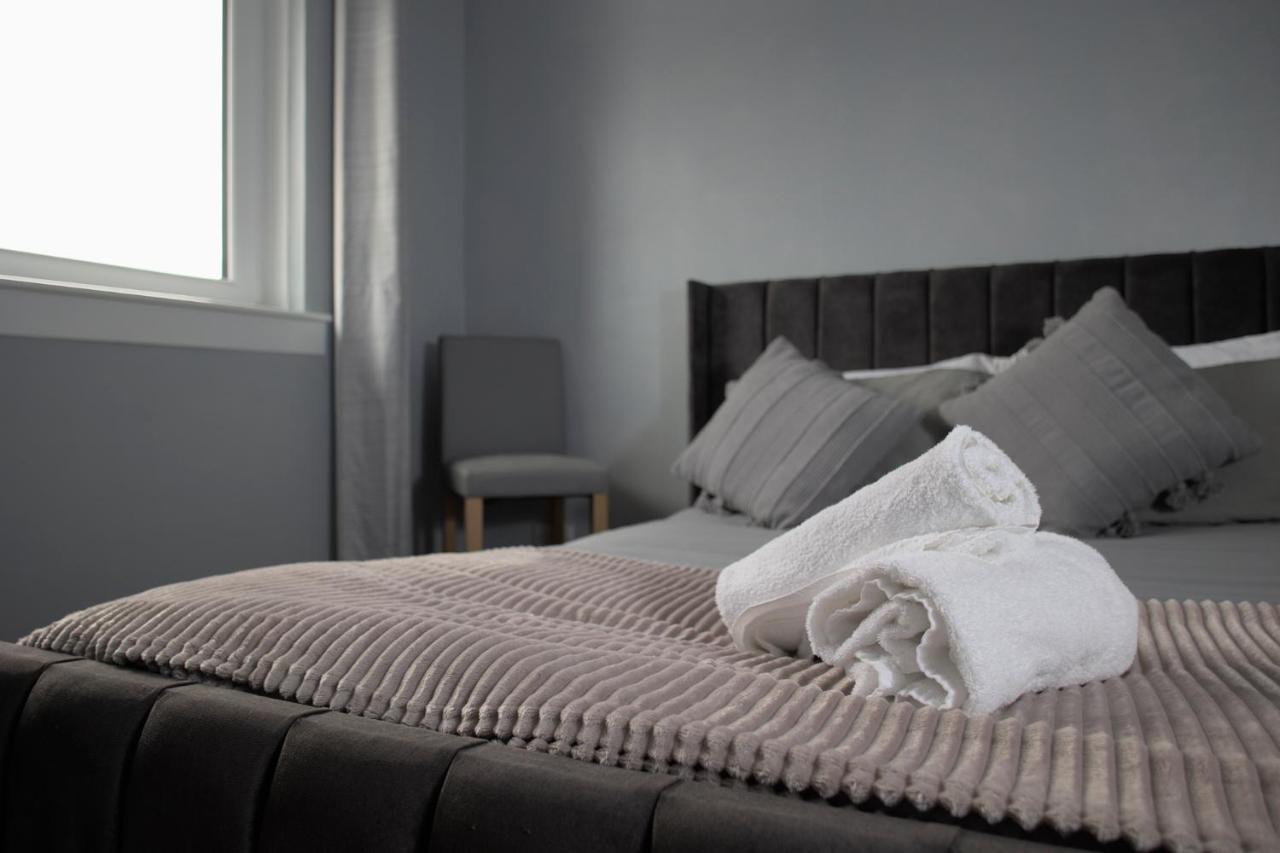 Ferienwohnung Modern 2-Bed Haven, Free Parking EDI Exterior foto